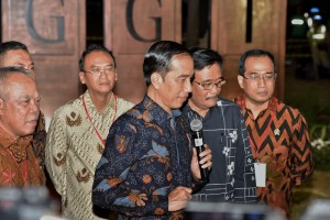 Presiden Jokowi saat meresmikan beroperasinya Simpang Susun Semanggi, di kawasan Semanggi, Jakarta, Kamis (17/8) petang. (Foto: Humas/Anggun)