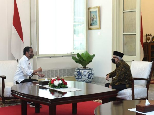 Sekretariat Kabinet Republik Indonesia President Jokowi Meets Vp Ma