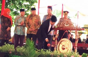 Wakil Presiden Jusuf Kalla membuka Kongres Umat Islam Indonesia, di Yogyakarta, Senin (9/2)