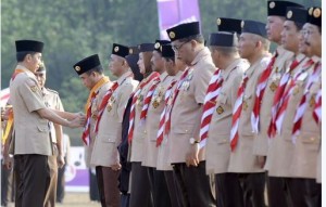 Presiden Jokowi saat menghadiri HUT ke-54 Gerakan Pramuka, di Bumi Perkemahan Cibubur, Jakarta, Minggu (16/8)