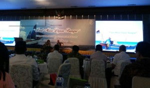 Menteri Kelautan dan Perikanan Susi Pudjiastuti saat tampil dalam Lokakarya Publik "Laut Masa Depan Bangsa", di Jakarta, Rabu (1/10)