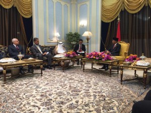 Presiden Jokowi menerima kunjungan kehormatan Presiden IDB DR Ahmad Mohamed Ali Al-Madani  di Istana Raja Faisal, Jeddah, Arab Saudi, Sabtu (12/9) pagi.