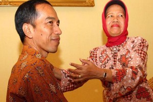 Presiden Jokowi dan Ibunya Sudjiatmi
