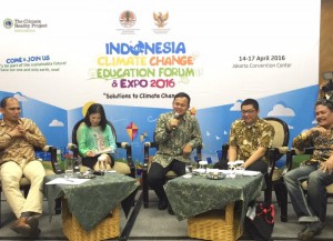 Walikota Bogor Bima Arya saat tampil dalam Indonesia Climate Change Education Forum and Expo, di Jakarta Convention Center, Kamis (14/4)