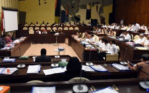 Sekretariat Kabinet dipimpin oleh Wakil Sekretaris Kabinet Bistok Simbolon Bersama dengan Kementerian Dalam Negeri dan BNPP melakukan Rapat Dengar Pendapat Dengan Komisi II DPR RI di Ruang Rapat Komisi II, Gedung MPR DPR RI, Senayan Jakarta, Rabu(22/6) Siang.