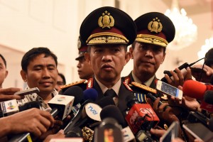 Presiden Jokowi melantik Jenderal Polisi Tito Karnavian menjadi Kepala Kepolisian RI menggantikan Jenderal Polisi Badrodin Haiti di Istana Negara Jakarta, Rabu(13/7) Siang.
