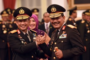 Presiden Jokowi melantik Jenderal Polisi Tito Karnavian menjadi Kepala Kepolisian RI menggantikan Jenderal Polisi Badrodin Haiti di Istana Negara Jakarta, Rabu(13/7) Siang.