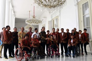 President Jokowi receives Indonesian Paralympic athletes of Rio 2016 Paralympics on Thursday (22/9), at the Merdeka Palace, Jakarta