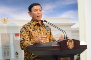 Menko Polhukam Wiranto memberikan keterangan pers usai ratas, di Kantor Presiden, Jakarta, Kamis (29/12) sore.
