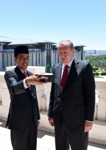 Presiden Jokowi dan Presiden Erdogan menyampaikan pesan melalui Vlog (Foto: BPMI)