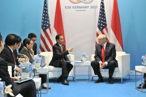 Pertemuan Bilateral Presiden Jokowi dengan Presiden Trump, di Hamburg Messe, Sabtu (8/7) siang waktu setempat. (Foto: Humas/Edi)