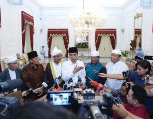 Presiden Jokowi usai menerima Jamiyah Batak Muslim Indonesia, di Istana Merdeka Jakarta, Kamis (10/8). (BPMI)