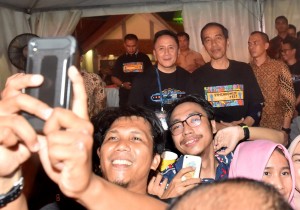 Presiden Jokowi saat hadir dalam dalam festival yang digelar di Gambir Expo Kemayoran, Jakarta Pusat, Sabtu (7/10). (Foto: BPMI).
