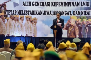 Presiden Jokowi memberikan arahan pada acara Penutupan Kongres XI Legiun Veteran Republik Indonesia Tahun 2017 di Hotel Borobudur, Jakarta, Kamis (19/10) siang. (foto: Humas/Jay)
