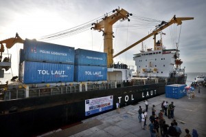 Tol-Laut-300x199