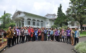 Para peserta Diklat Penerjemah saat melakukan kunjungan ke Istana Kepresidenan Cipanas, Kabupaten Cianjur, Jawa Barat, Sabtu (21/3). (Foto: Humas/Jay) 