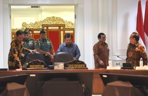 The atmosphere of preparation ahead of the Limited Cabinet Meeting on Stunting, at the Presidential Office, Jakarta, Thursday (5/4). (Photo by: Jay/Public Relations)