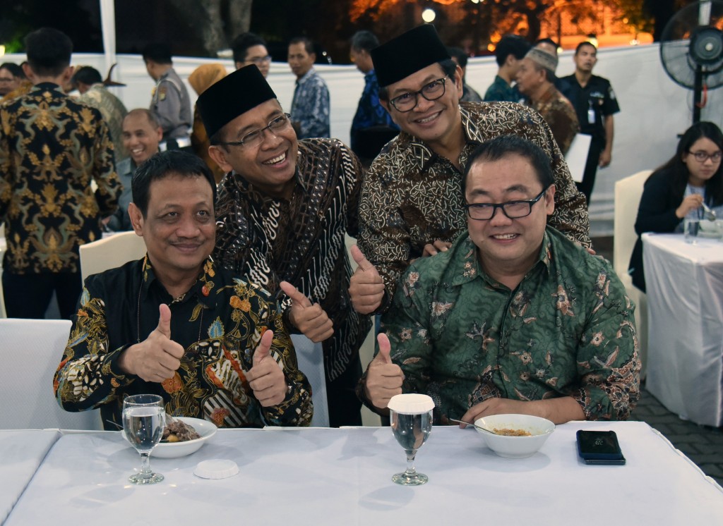 Sekretariat Kabinet Republik Indonesia | Buka Puasa Bersama Pejabat ...