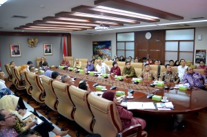 Sekretariat Kabinet Republik Indonesia | Cabinet Secretariat Holds ...