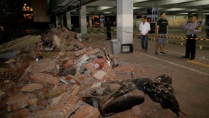 Salah satu korban kerusakan akibat gempa di Lombok, NTB, Minggu (5/8) malam. (Foto: IST)