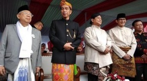Presidential and Vice Presidential candidates Joko Widodo-Maruf Amin and Prabowo Subianto-Sandiaga Uno attend Declaration for Peaceful Campaign at National Monument (Monas) area, Jakarta, Sunday (23/9). (Photo by: IST)  