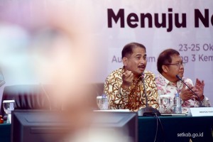 Minister of Tourism Aried Yahya on the press conference at the Building III of the Ministry of State Secretariat, Jakarta, Tuesday (23/10). (Photo by: Agung/Public Relations).