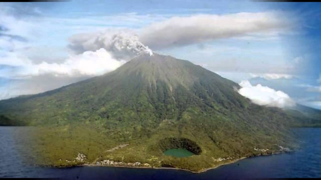 Sekretariat Kabinet Republik Indonesia | Gunung Karangetang Berstatus ...