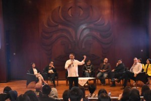 Minister of Communications and Informatics Rudiantara delivers his speech during the 2019 Communication Week at the Convention Center of Universitas Indonesia, Depok, Monday (8/4). (Photo by: Ministry of Communications and Informatics)