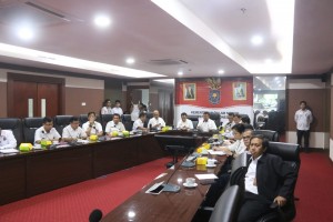 Kemendagri cek kesiapan pemilu Pemilu 2019 di Kantor Kemendagri, Jakarta, Kamis (10/4). (Foto: Kemendagri)