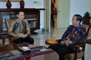 Presiden Jokowi menerima Kogasma Partai Demokrat Agus Harimurti Yudhoyono, di Istana Kepresidenan Bogor, Jabar, Rabu (22/5) pagi. (Foto: OJI/Humas)