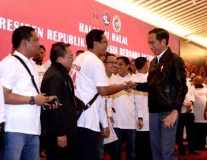 Presiden Jokowi saat mengikuti acara halalbihalal di Jakarta, Minggu (16/6). (Foto: BPMI)