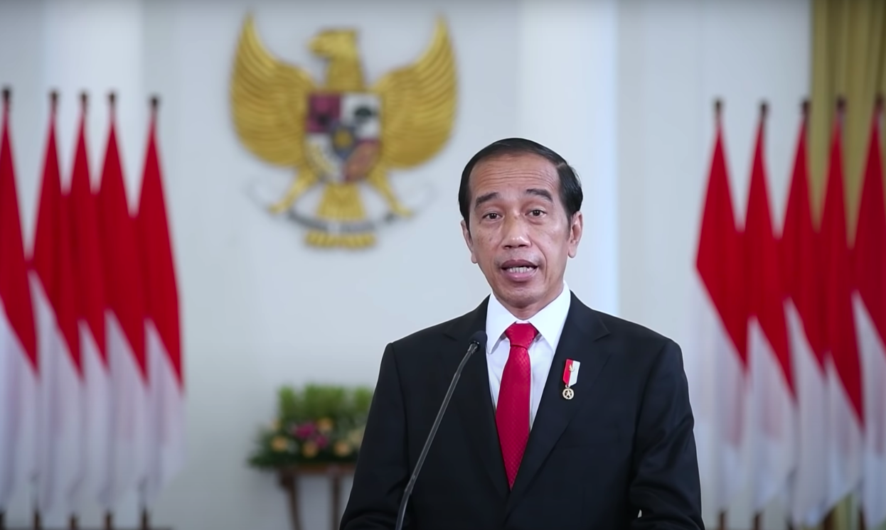 Presiden Jokowi Jas Hitam
