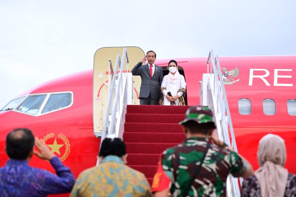 Presiden Jokowi Bertolak ke Pnom Penh Kamboja Hadiri KTT ASEAN