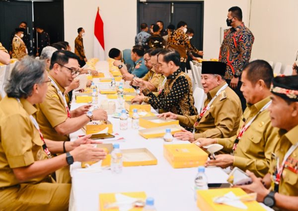 Sekretariat Kabinet Republik Indonesia | Presiden Jokowi Makan Siang ...