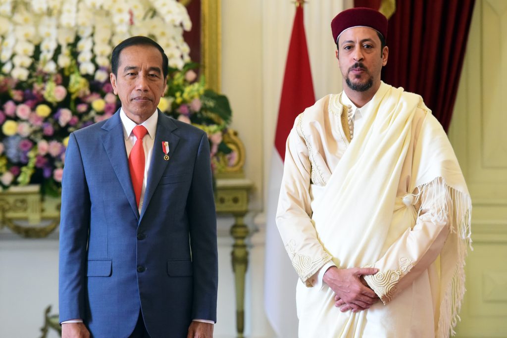 Duta besar asing menerima penghormatan di Istana Merdeka