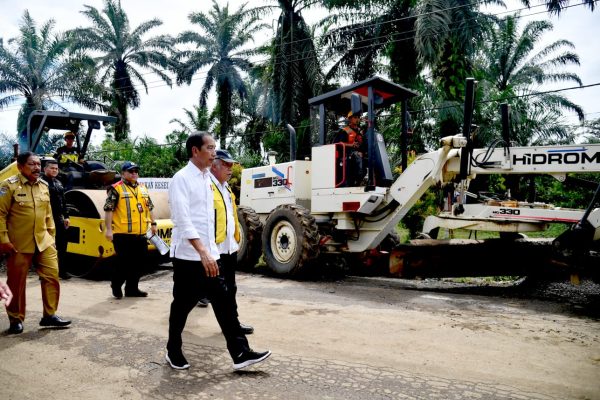 Sekretariat Kabinet Republik Indonesia | Presiden Jokowi Tinjau ...