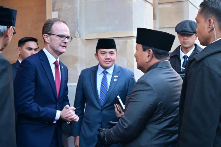 Presiden Prabowo mengundang perguruan tinggi terkemuka Inggris untuk menjalin kerja sama dalam pendirian 10 universitas baru di Indonesia dalam forum UK–Indonesia Education Roundtable yang digelar di Lancaster House, London, pada Selasa, 20 Januari 2026.