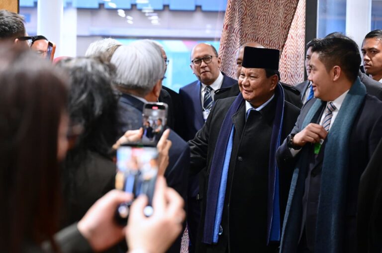 Presiden Prabowo mengunjungi Paviliun Indonesia usai menyampaikan pidato kunci dalam rangkaian Annual Meeting World Economic Forum (WEF) 2026 di Davos, Swiss, pada Rabu, 22 Januari 2026.