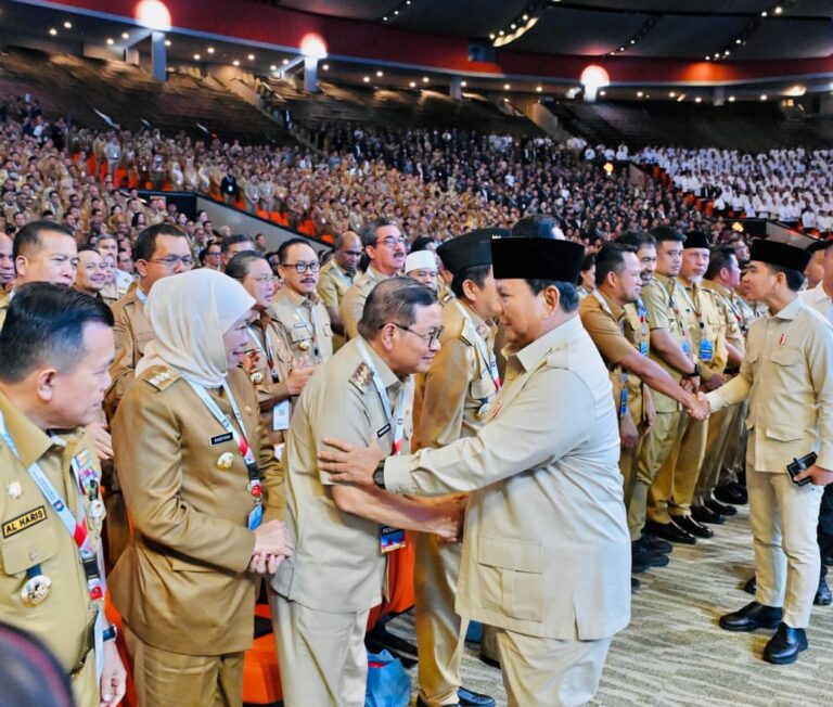 Presiden Prabowo menegaskan bahwa Indonesia masih menghadapi tantangan besar, terutama dalam pengentasan kemiskinan dan peningkatan kesejahteraan rakyat dalam Rapat Koordinasi Nasional (Rakornas) Pemerintah Pusat dan Daerah Tahun 2026 di Sentul International Convention Center (SICC), Kabupaten Bogor, Provinsi Jawa Barat, pada Senin, 2 Februari 2026.