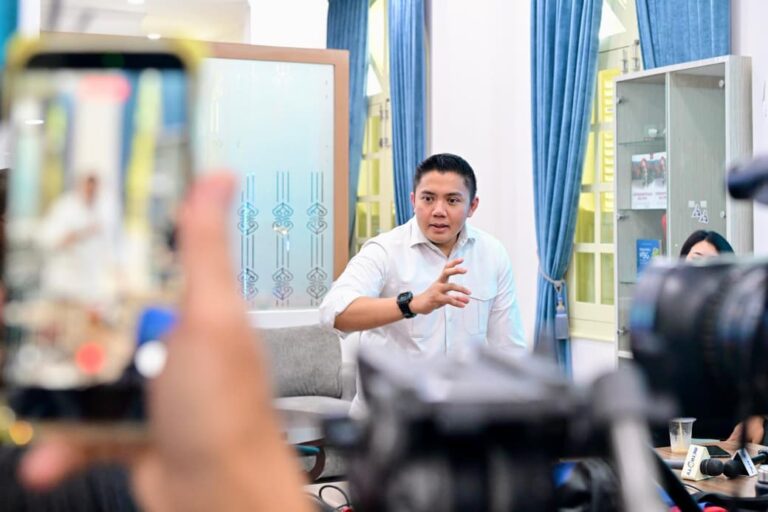 Seskab Teddy menyampaikan bahwa Presiden Prabowo dijadwalkan menerima tokoh dan pimpinan organisasi Islam serta pimpinan pondok pesantren di Istana Merdeka, Jakarta, pada Selasa, 3 Februari 2026.