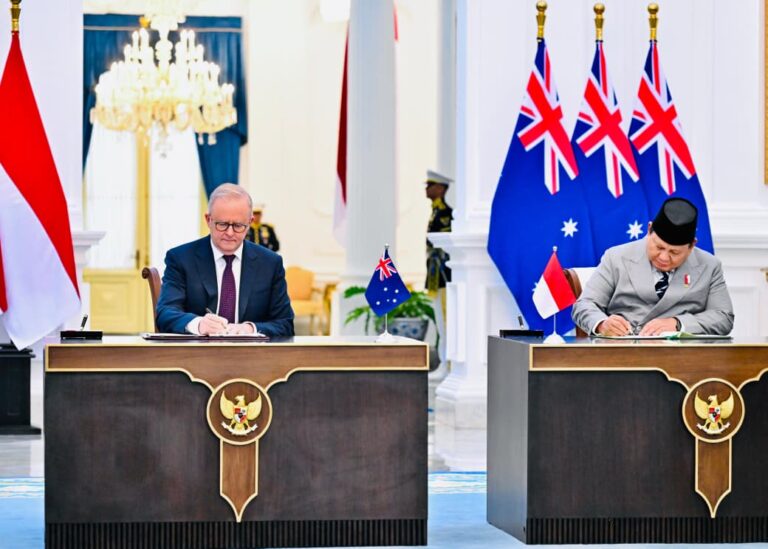Prabowo Subianto dan Perdana Menteri (PM) Australia melakukan penandatanganan Traktat Keamanan Bersama di Istana Merdeka, Jakarta, pada Jumat, 6 Februari 2026.