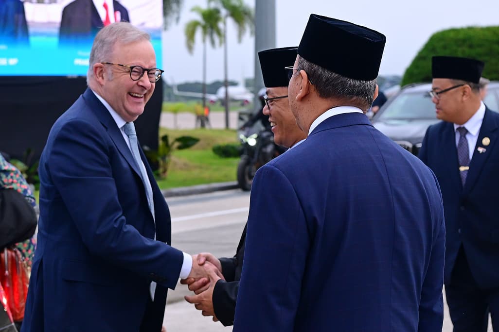 Perdana Menteri Australia Anthony Albanese bertolak kembali ke Australia usai merampungkan kunjungan kerja di Indonesia pada Sabtu, 7 Februari 2026, sekitar pukul 06.45 WIB.
