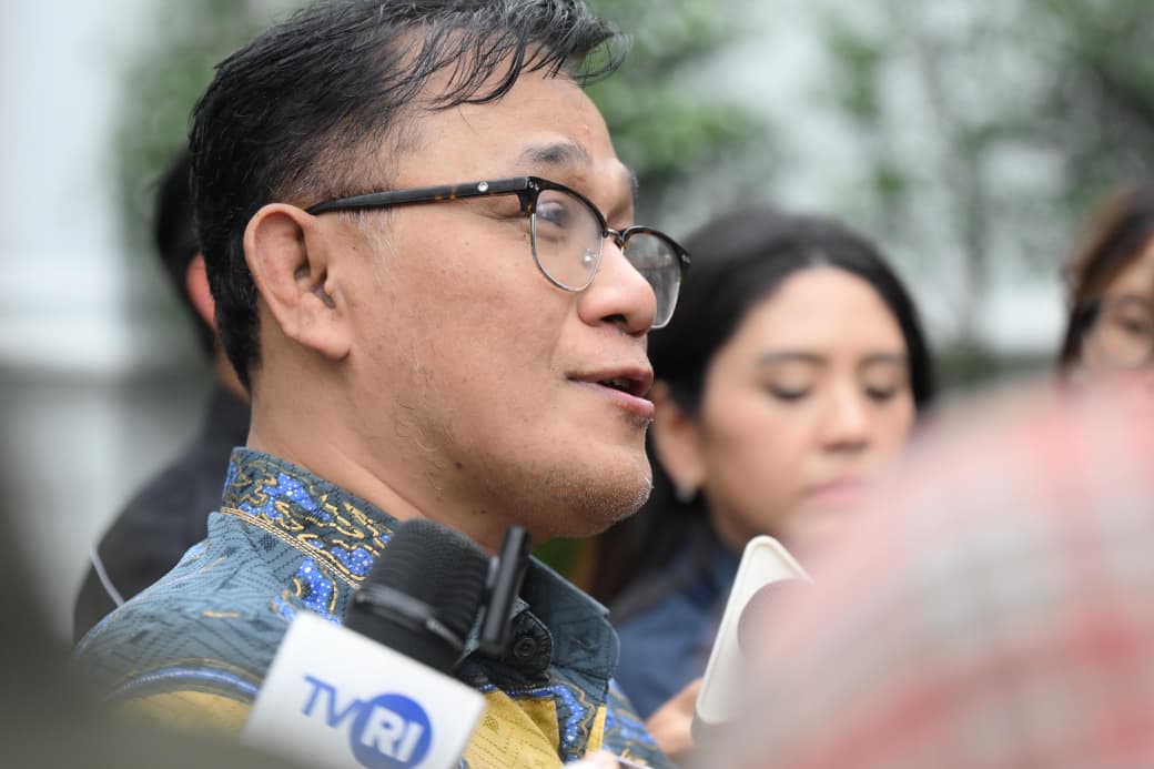 Kepala Badan Percepatan Pengentasan Kemiskinan (BP Taskin) Budiman Sudjatmiko dalam keterangan persnya usai rapat terbatas di Istana Merdeka, Jakarta, pada Kamis, 12 Februari 2026.