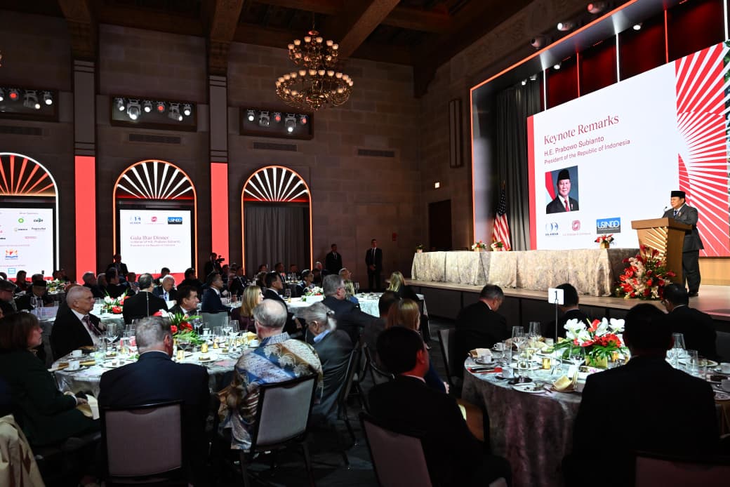 Presiden Prabowo memberikan sambutan pada acara Gala Iftar Dinner Business Summit di U.S. Chamber of Commerce, Washington DC, pada Rabu, 18 Februari 2026.