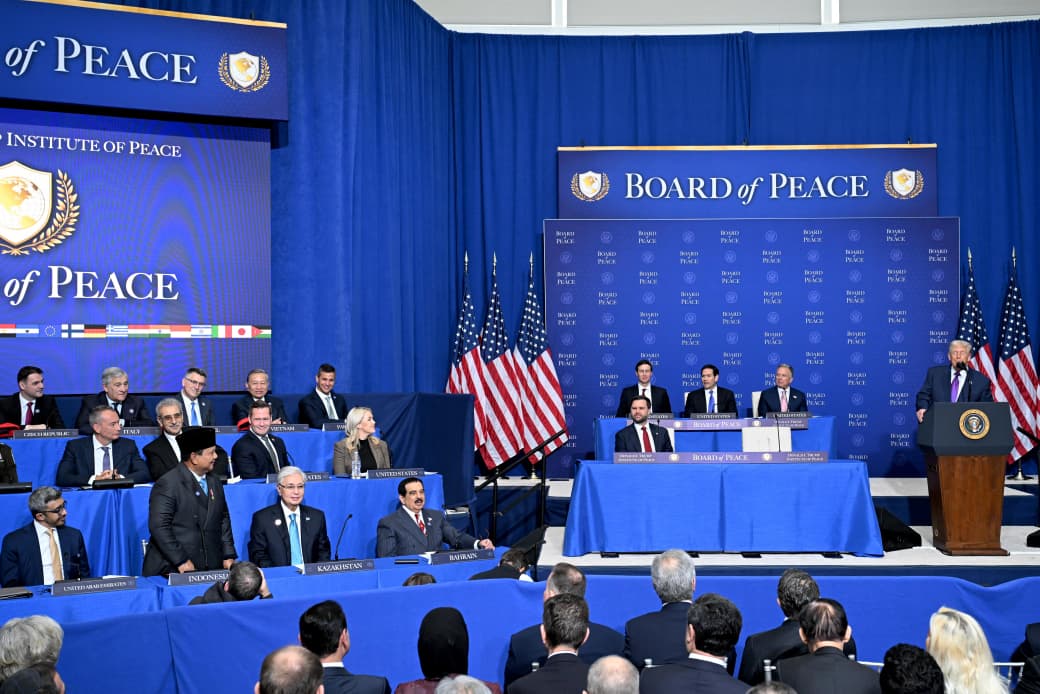 Presiden Prabowo Subianto menghadiri pertemuan perdana (Inaugural Meeting) Board of Peace (BoP) yang digelar di Donald Trump United States Institute of Peace, Washington, D.C., Amerika Serikat, pada Kamis, 19 Februari 2026.