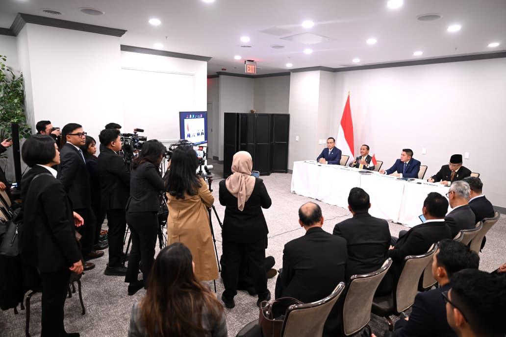 Menteri Energi dan Sumber Daya Mineral (ESDM) Bahlil Lahadalia memberikan keterangannya di Washington DC, Amerika Serikat, pada Jumat, 20 Februari 2026.