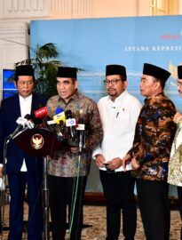Ketua Majelis Permusyawaratan Rakyat Republik Indonesia, Ahmad Muzani memberikan keterangannya kepada awak media.