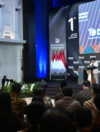 Presiden Prabowo menyampaikan sambutannya pada acara tasyakuran Hari Ulang Tahun (HUT) ke-1 Danantara Indonesia yang digelar di Wisma Danantara, pada Rabu, 11 Maret 2026.