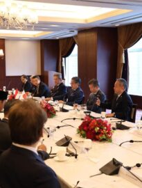 Presiden Republik Indonesia Prabowo Subianto melakukan pertemuan bersama 13 pimpinan perusahaan besar Jepang di Tokyo pada Selasa, 31 Maret 2026.