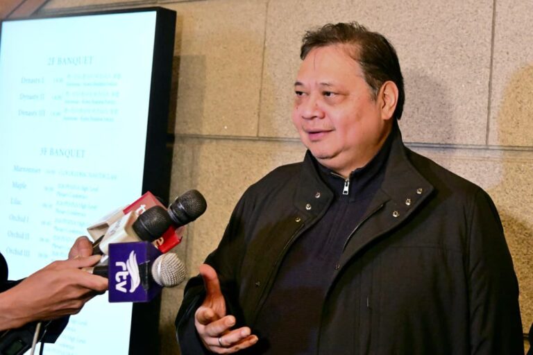 Menko Perekonomian Airlangga Hartanto memberikan pernyataan pers usai menghadiri forum “Indonesia–Korea Partnership for Resilient Growth” di Seoul pada Rabu, 1 April 2026.